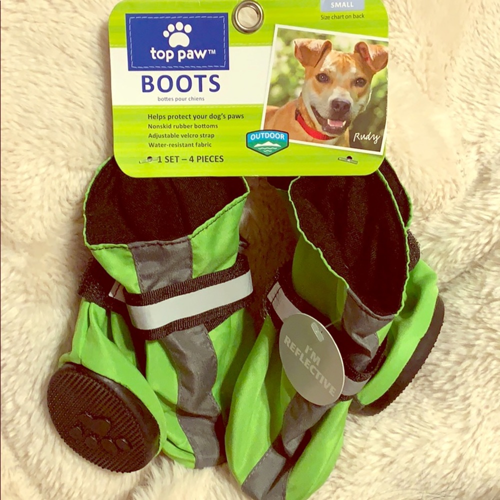 Top Paw Boots size small
